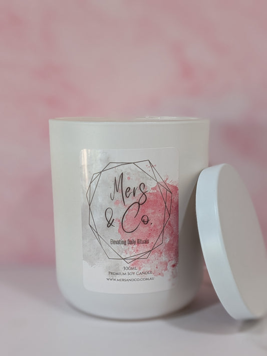 Medium Signature Candle